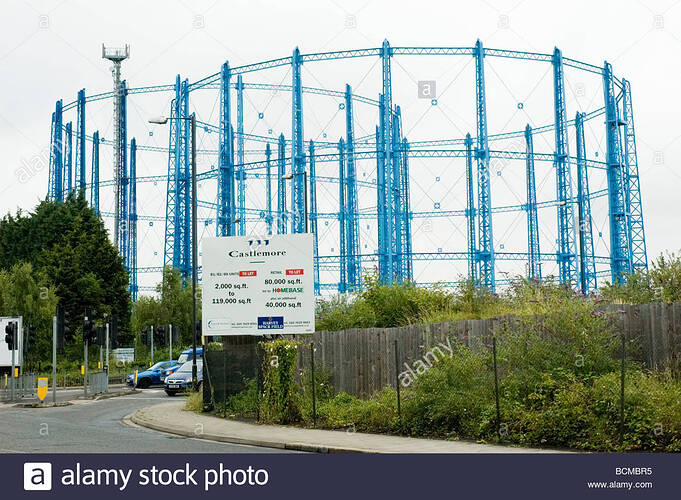 gas-holders-at-bell-green-sydenham-south-london-BCMBR51